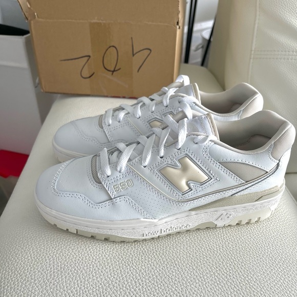 NEW BALANCE 550 “SILVER BIRCH” SNEAKERS - Picture 6 of 7